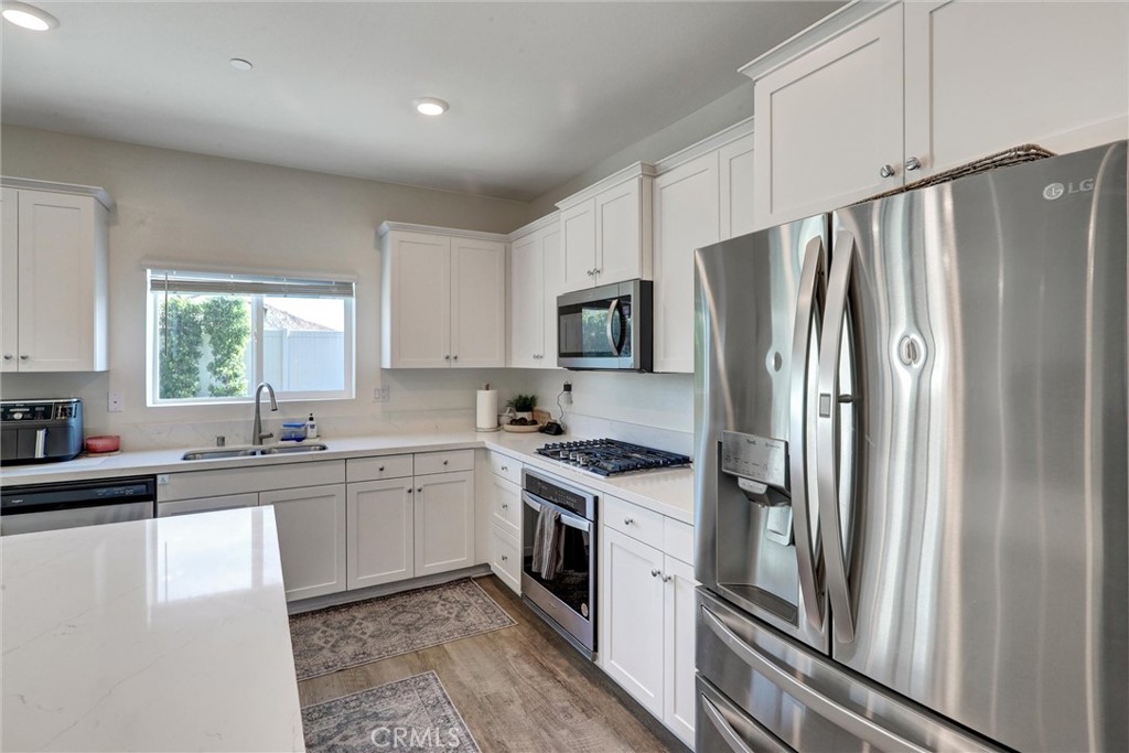 31214 Linden Flower Road Winchester, CA 92596 - Photo 5 of 38