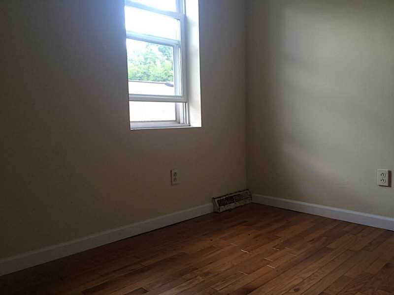 1407 Evergreen Road Pittsburgh, PA 15209 - Photo 10 of 21 Bedroom.