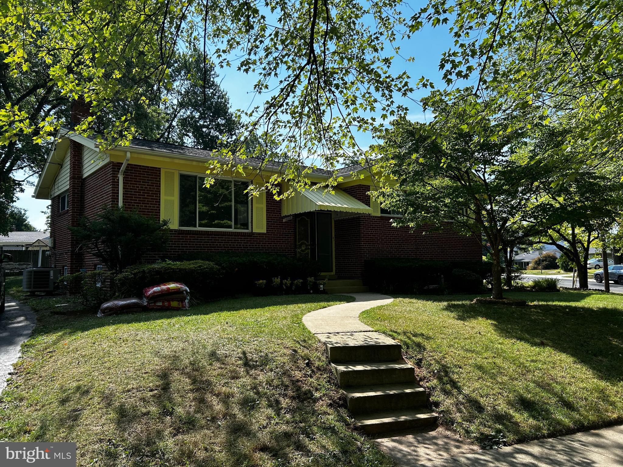 1906 Reedie Drive Silver Spring, MD 20902 - Photo 2 of 19 A lovely home in a quiet neighborhood