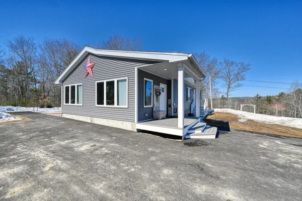 $485,000 | 35 Pierce Road, Oxford, ME 04270