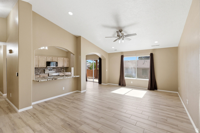 17 South 2000 East St. George, UT 84790 - Photo 5 of 38