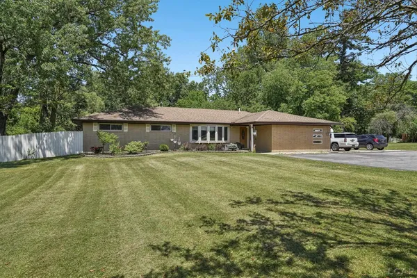 $534,900 | 1476 West Sterns Road, Temperance, MI 48182