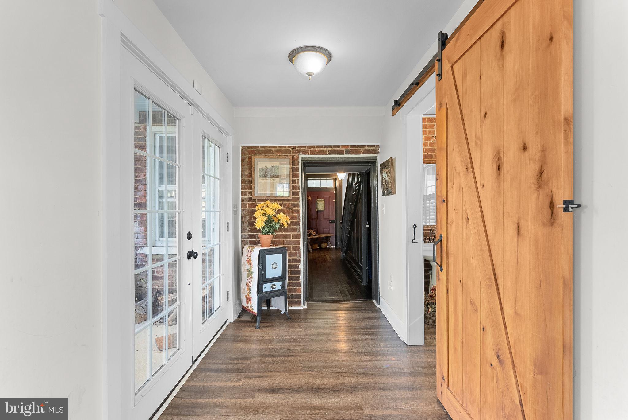 38834 Eudora Lane Hamilton, VA 20158 - Photo 34 of 98 Hall connecting original farmhouse to addition
