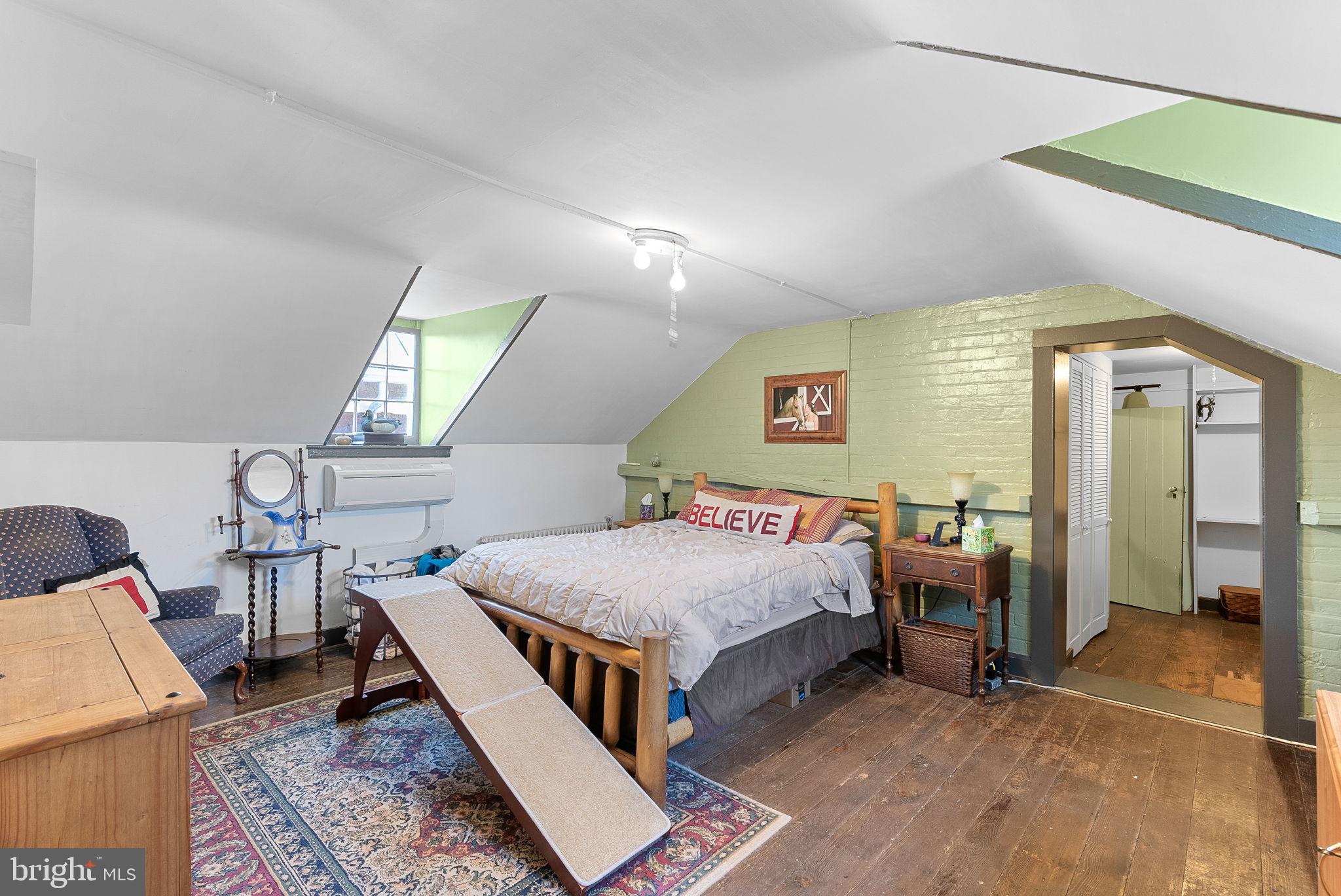 38834 Eudora Lane Hamilton, VA 20158 - Photo 41 of 98 Primary bedroom