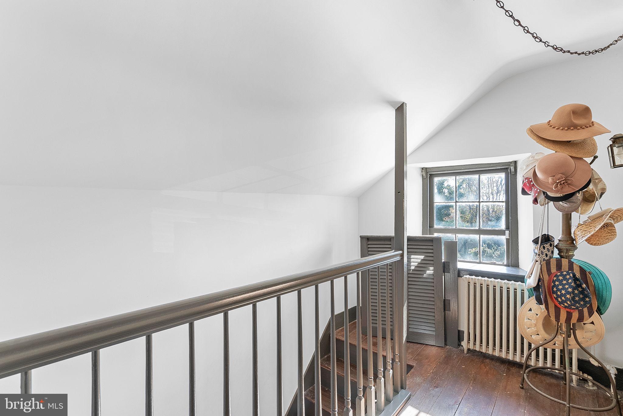 38834 Eudora Lane Hamilton, VA 20158 - Photo 46 of 98 Back staircase from primary suite