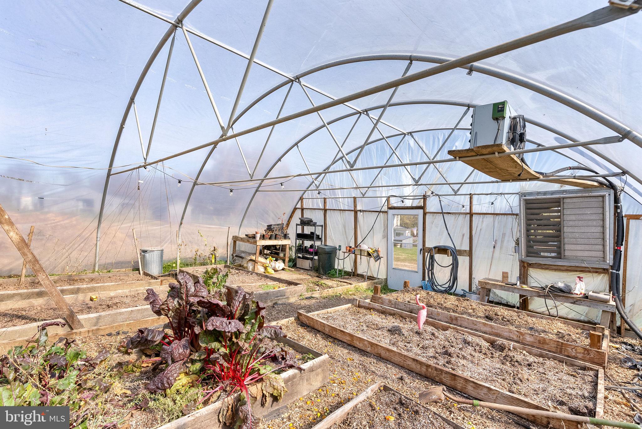 38834 Eudora Lane Hamilton, VA 20158 - Photo 73 of 98 Greenhouse