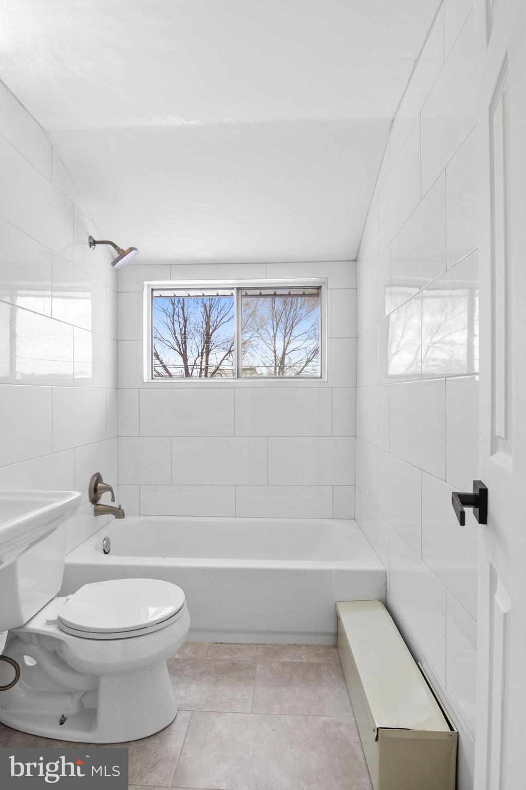 23 Gardenia Road Levittown, PA 19057 - Photo 22 of 34