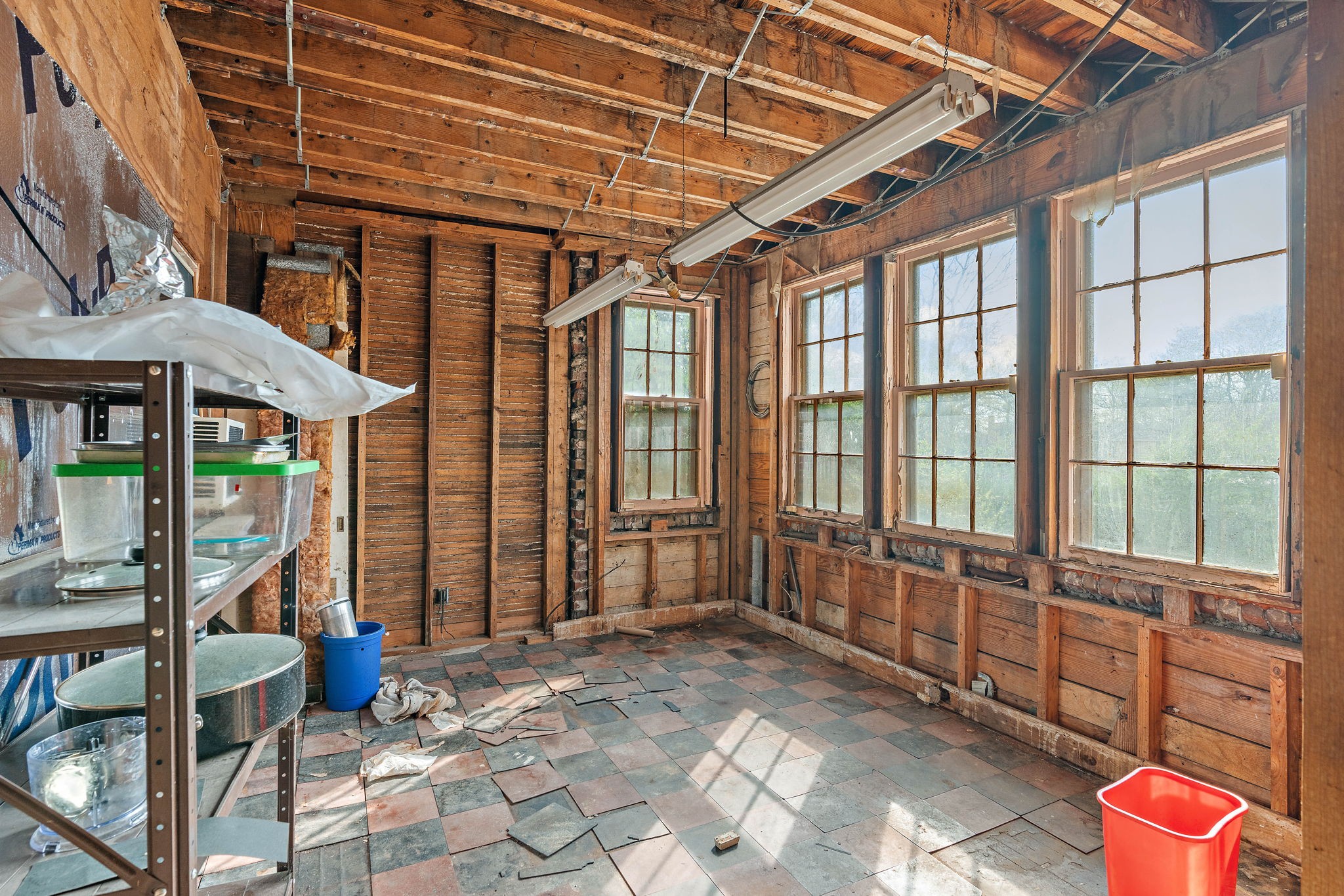 225 Mockingbird Road Nashville, TN 37205 - Photo 12 of 35 a view of a room with windows