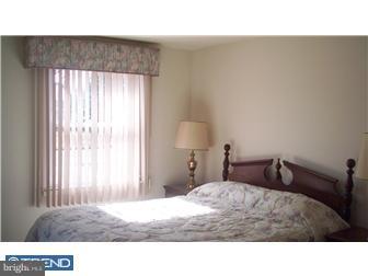429 Norfolk Road Flourtown, PA 19031 - Photo 8 of 11 Bedroom - Main