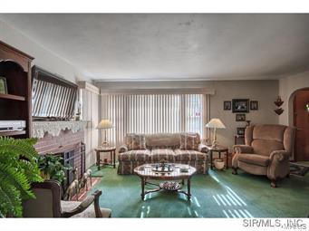 1038 Schwarz Road Edwardsville, IL 62025 - Photo 6 of 21 Gallery Image 6