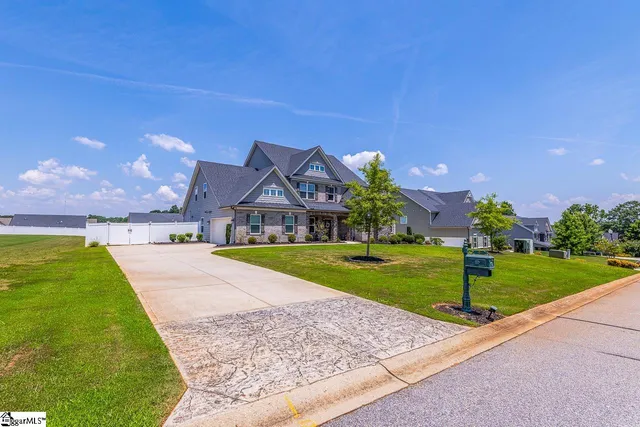$730,000 | 6 Cool Meadow Way, Fountain Inn, SC 29644