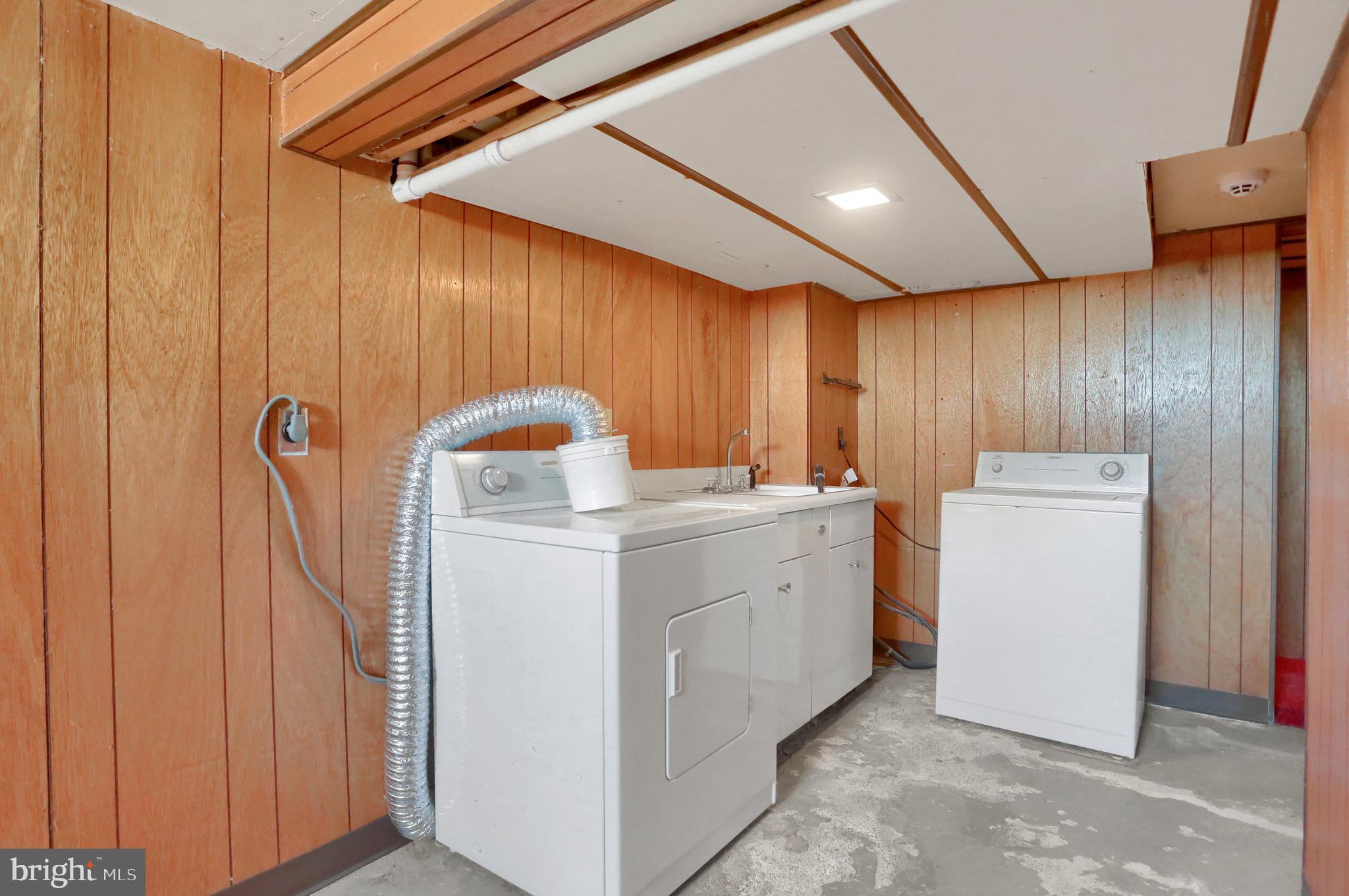 708 Medway Road Hagerstown, MD 21740 - Photo 22 of 28 Basement Laundry Area