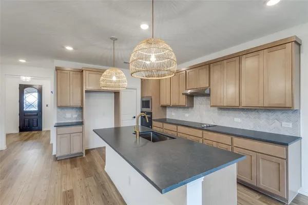 $2,600 | 603 Declaration Drive, Princeton, TX 75407