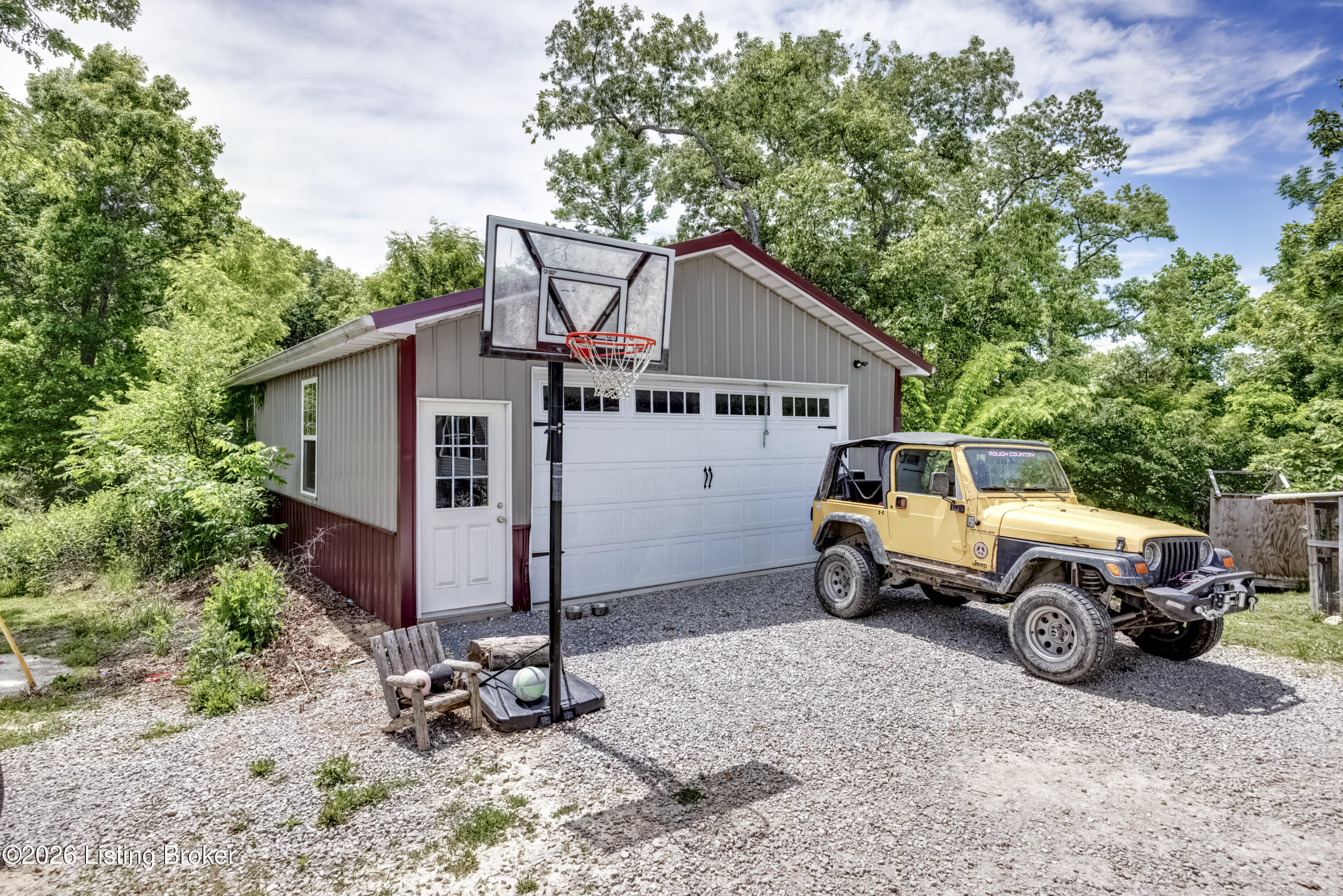 71 Toombs Road Bedford, KY 40006 - Photo 4 of 49 03