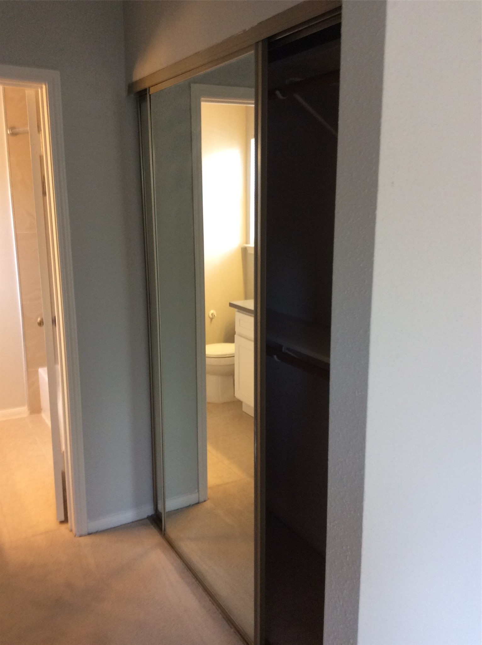 2211 South Kirkwood Road, Unit 22 Houston, TX 77077 - Photo 21 of 25 Bedroom 2 Closet 1