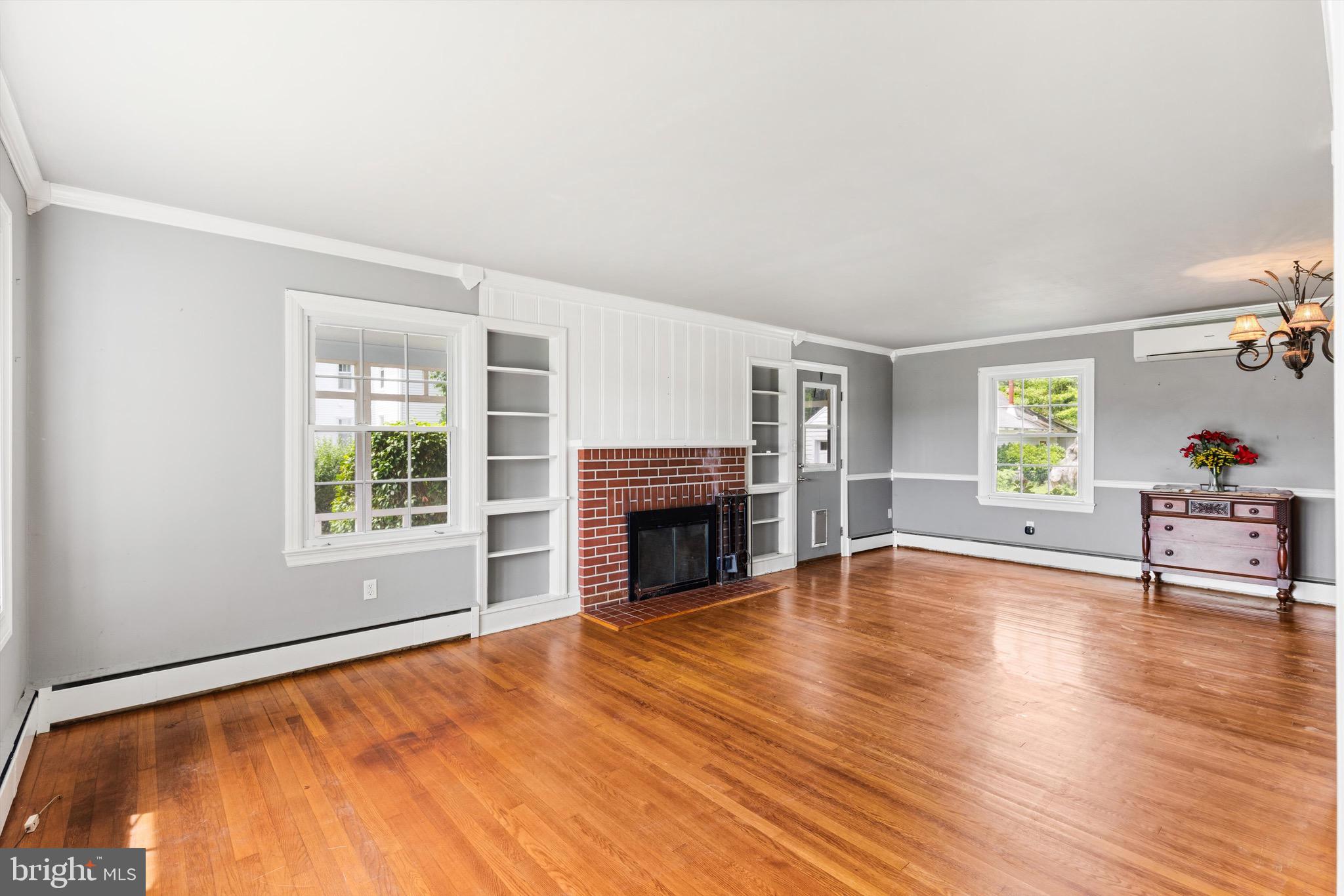 8505 Newark Road Newark, MD 21841 - Photo 6 of 30 All living room from here