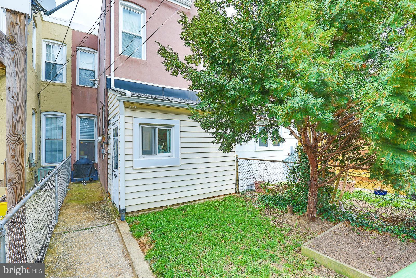 3238 Keswick Road Baltimore, MD 21211 - Photo 21 of 24 Exterior (Rear)