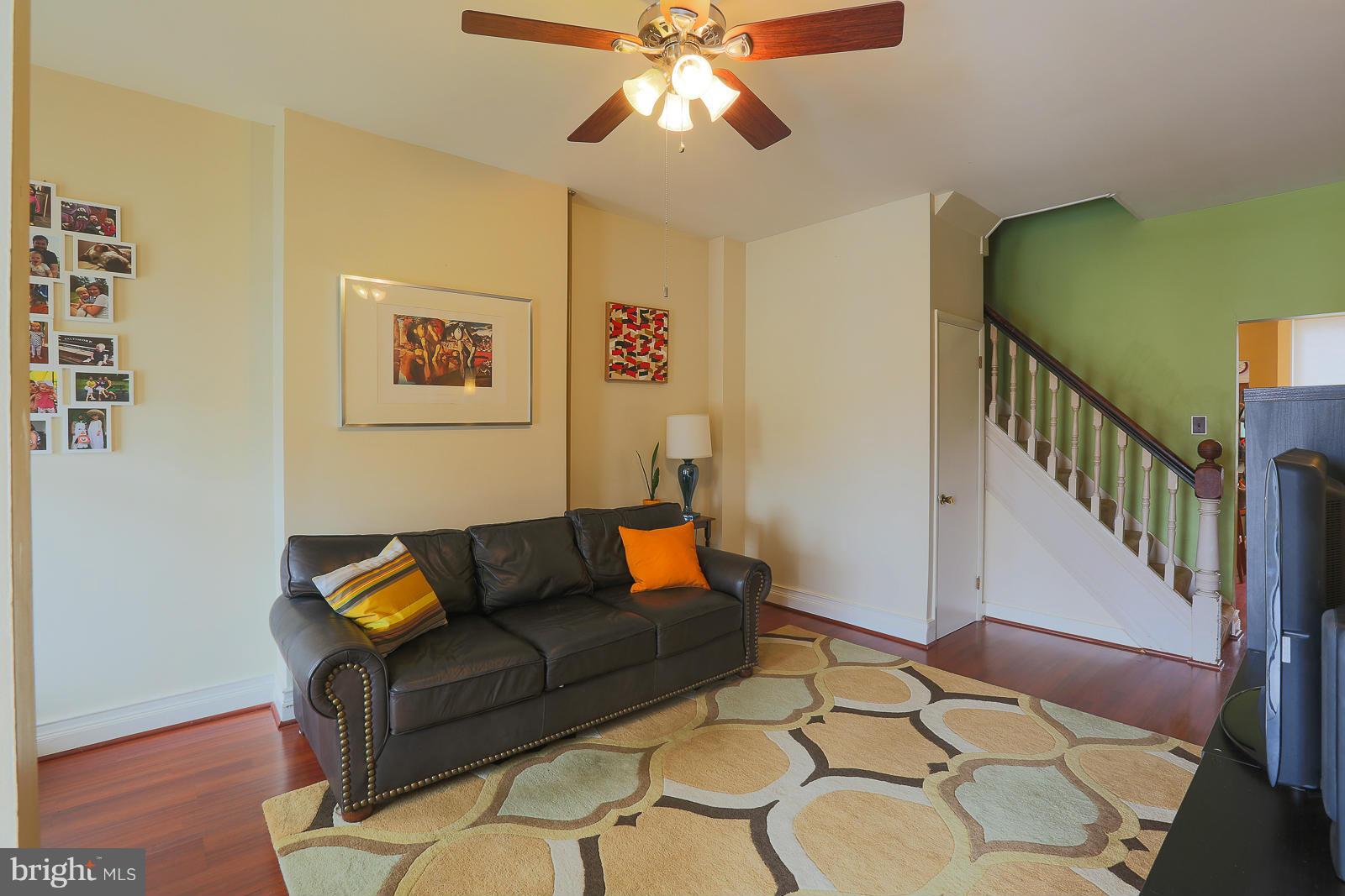 3238 Keswick Road Baltimore, MD 21211 - Photo 5 of 24 Living Room