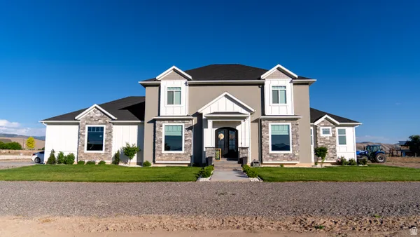 $1,050,000 | 10615 West 14500th South, Axtell, UT 84621