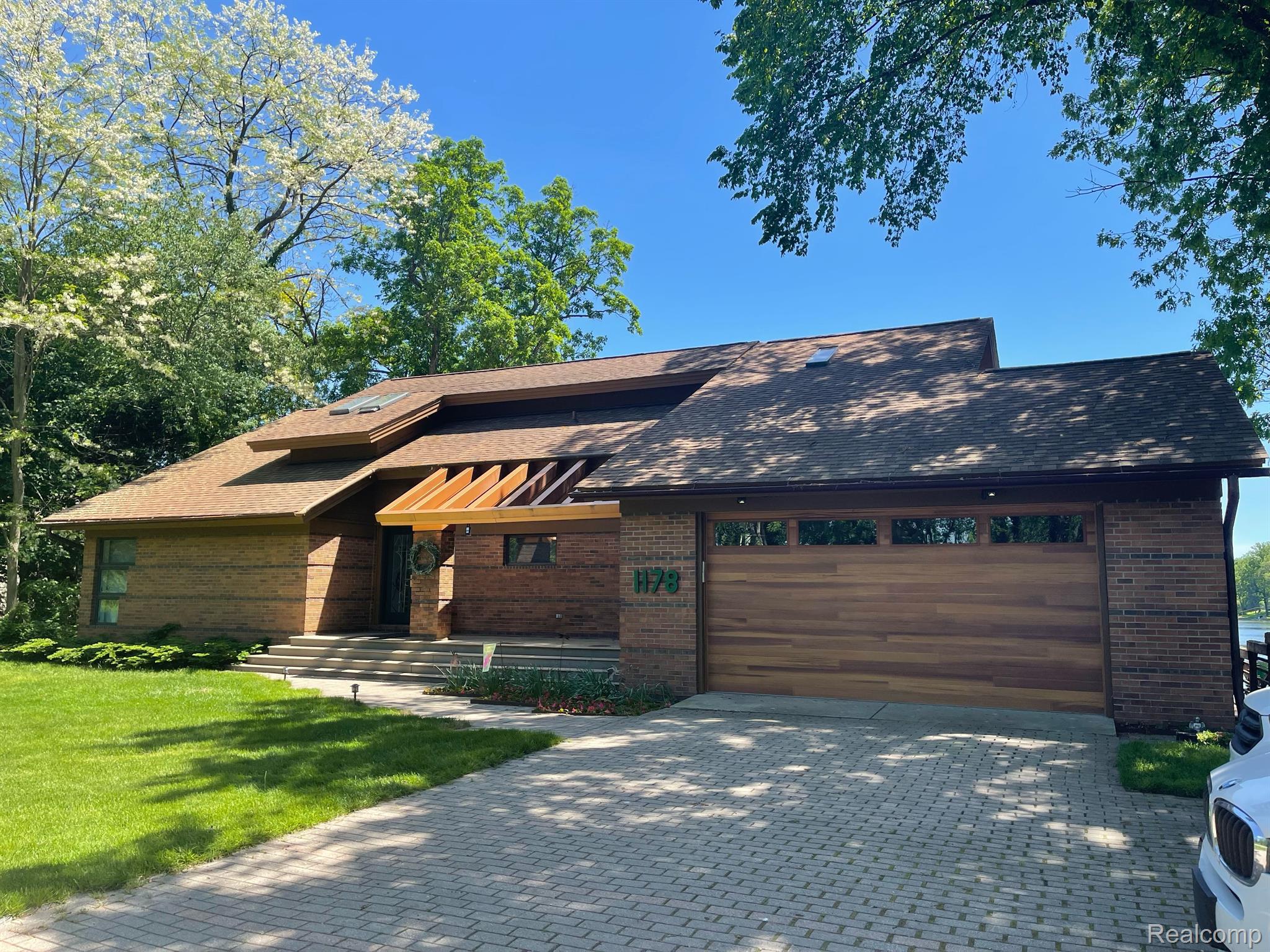 1178 East Coon Lake Road Howell, MI 48843 - Photo 3 of 67 Gallery Image 3