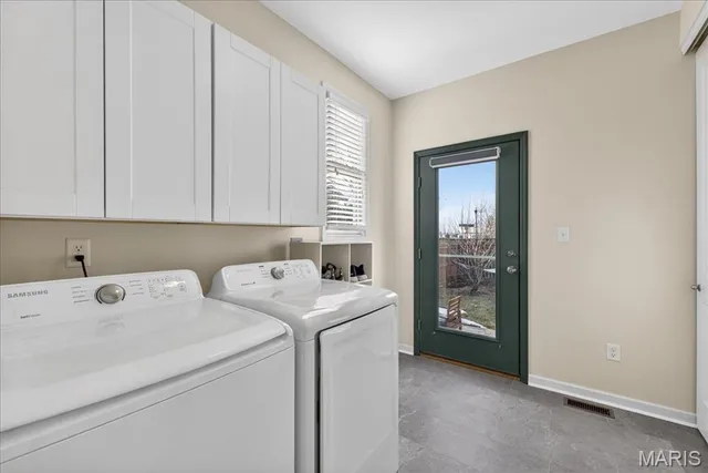 $575,000 | 1001 Kilderkin Way, St. Charles, MO 63301