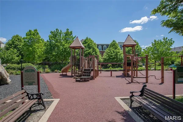 $550,000 | 1001 Kilderkin Way, St. Charles, MO 63301