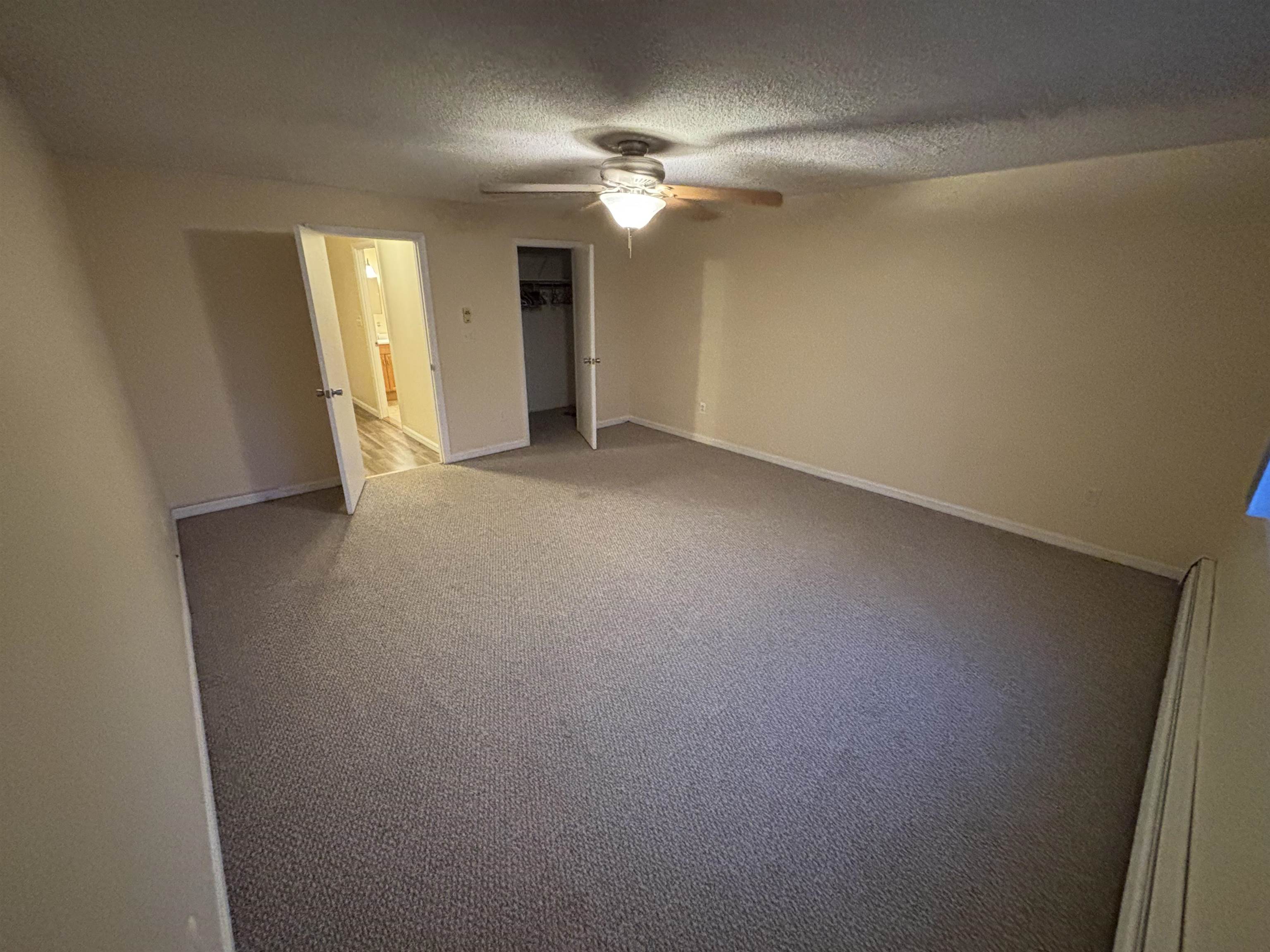 134 Mammoth Road, Unit 525 Hooksett, NH 03106 - Photo 9 of 12