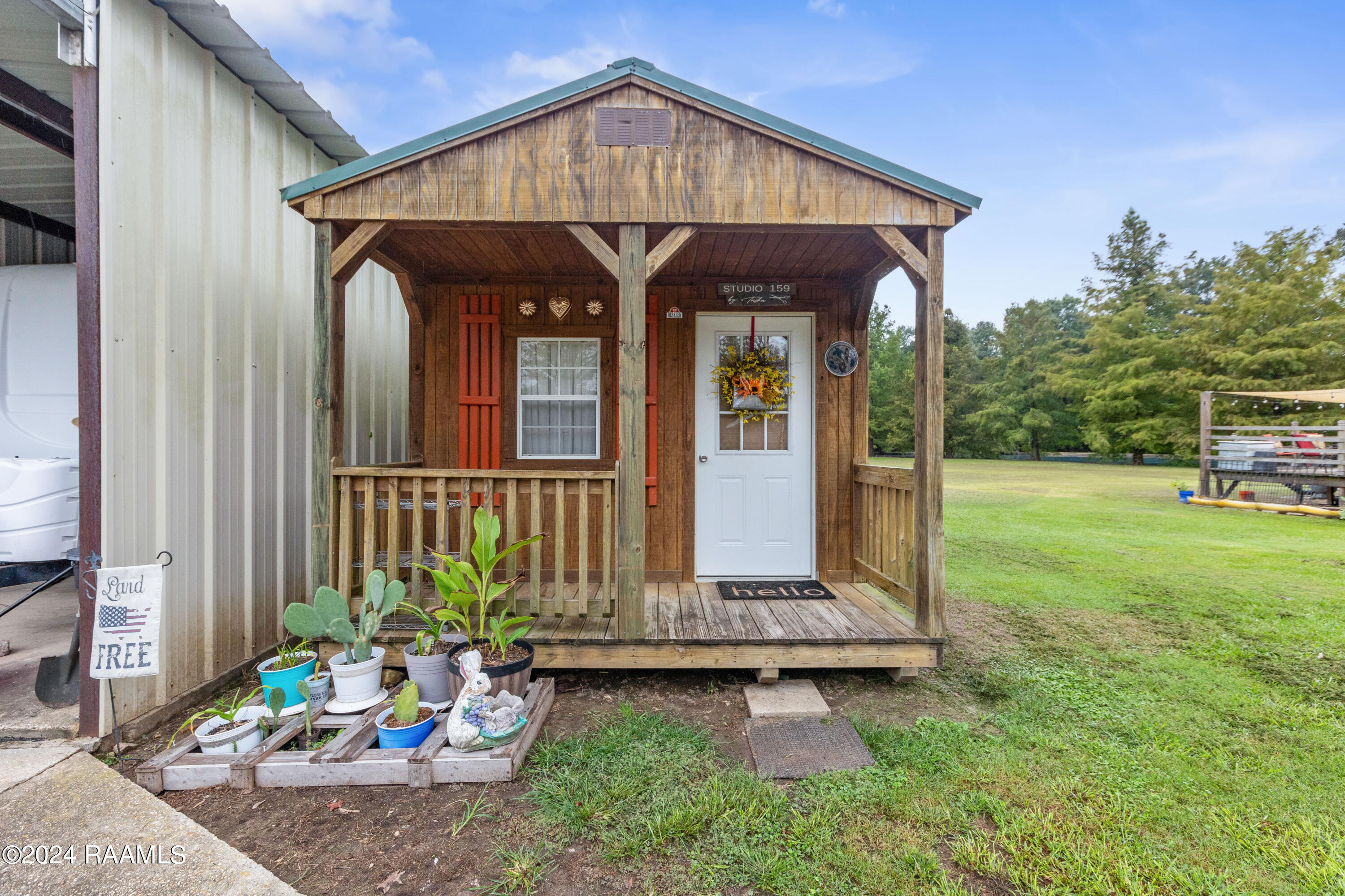 159 Ruth Lane Ville Platte, LA 70586 - Photo 27 of 38 Hair Salon