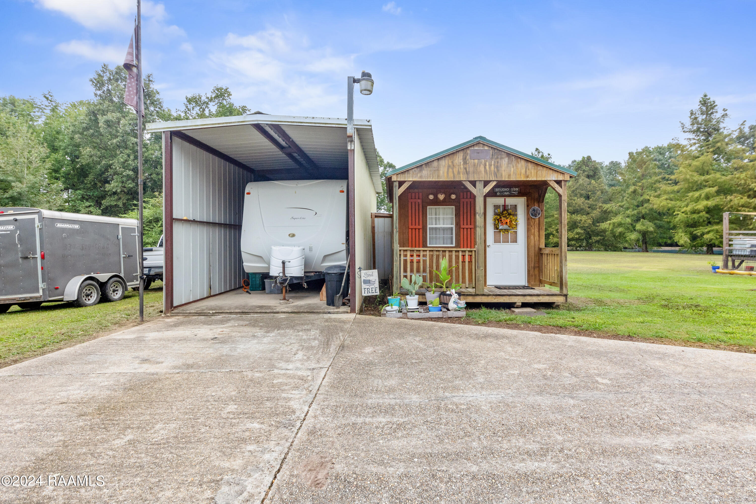 159 Ruth Lane Ville Platte, LA 70586 - Photo 28 of 38 RV Shed & Hair Salon