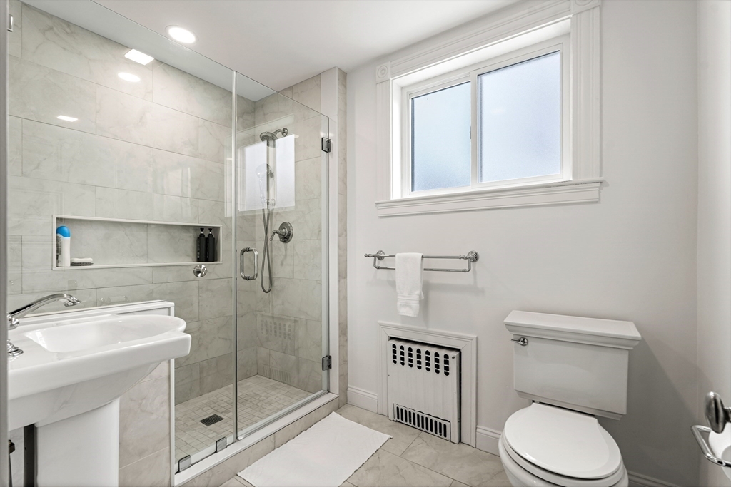 7 King Street Lynn, MA 01902 - Photo 19 of 26