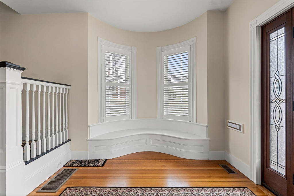 7 King Street Lynn, MA 01902 - Photo 4 of 26