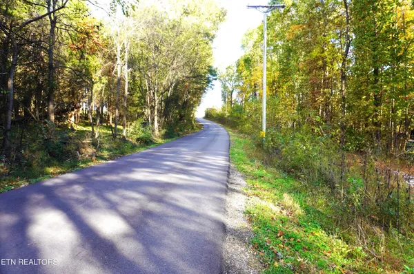 $374,900 | 19 Pleasant View Cemetery Road, New Market, TN 37820