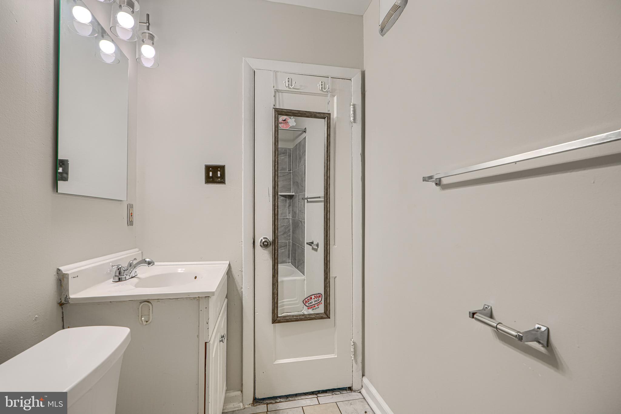 2976 Cornwall Road Dundalk, MD 21222 - Photo 13 of 23
