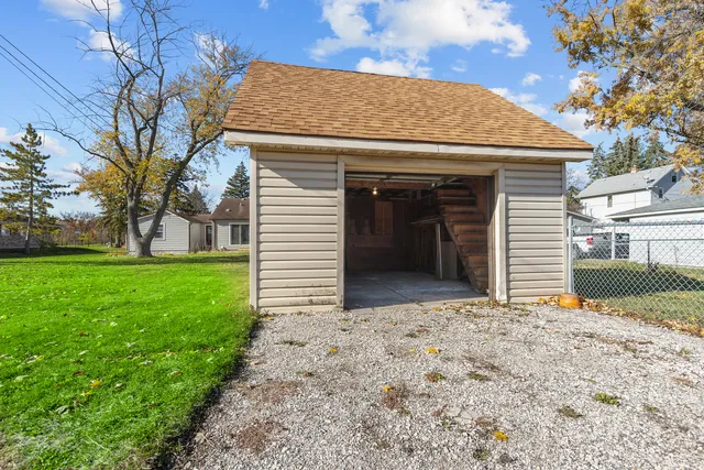 $435,000 | 449 South Addison Street, Bensenville, IL 60106
