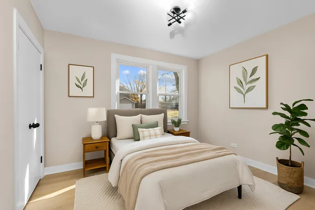 $435,000 | 449 South Addison Street, Bensenville, IL 60106