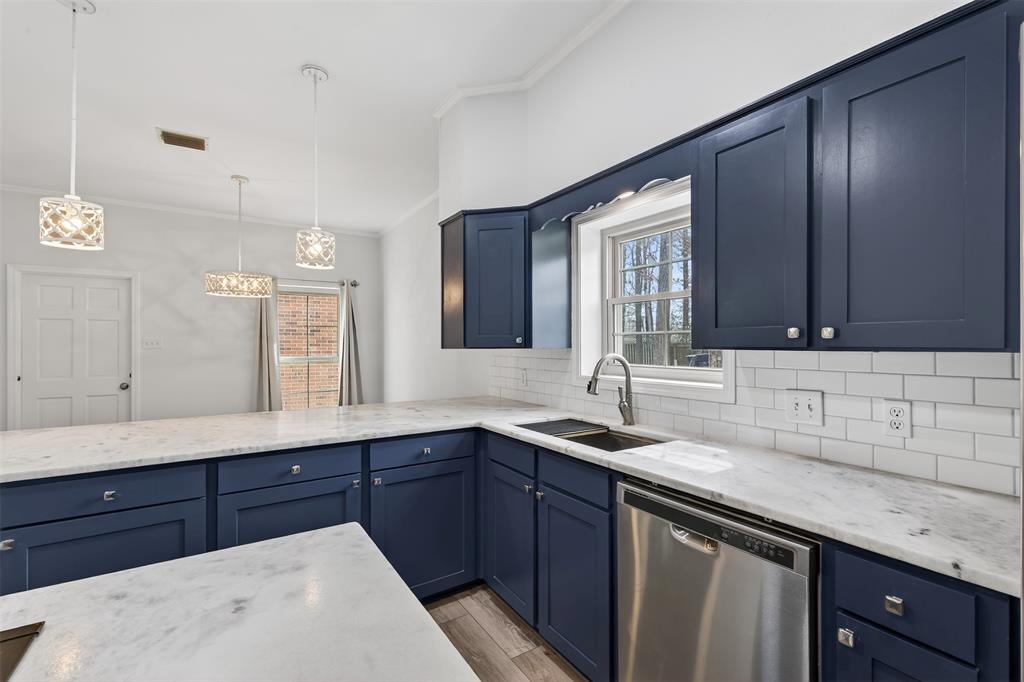 72 Spring Lake Way Shreveport, LA 71106 - Photo 15 of 38