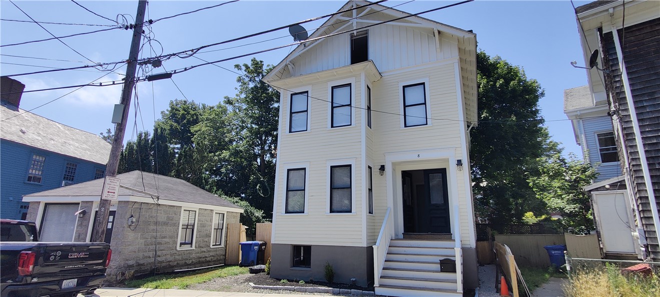 8 Cross Street Newport, RI 02840 - Photo 2 of 6