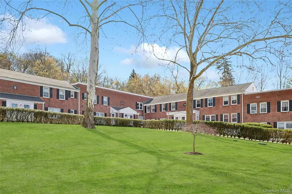 $250,000 | 120 North Broadway, Unit 14D, Irvington, NY 10533