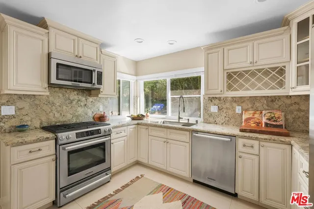 $5,500 | 3194 Rossini Place, Topanga, CA 90290