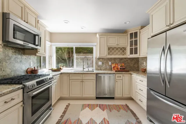 $5,500 | 3194 Rossini Place, Topanga, CA 90290