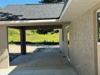 a view of entrance door of the house