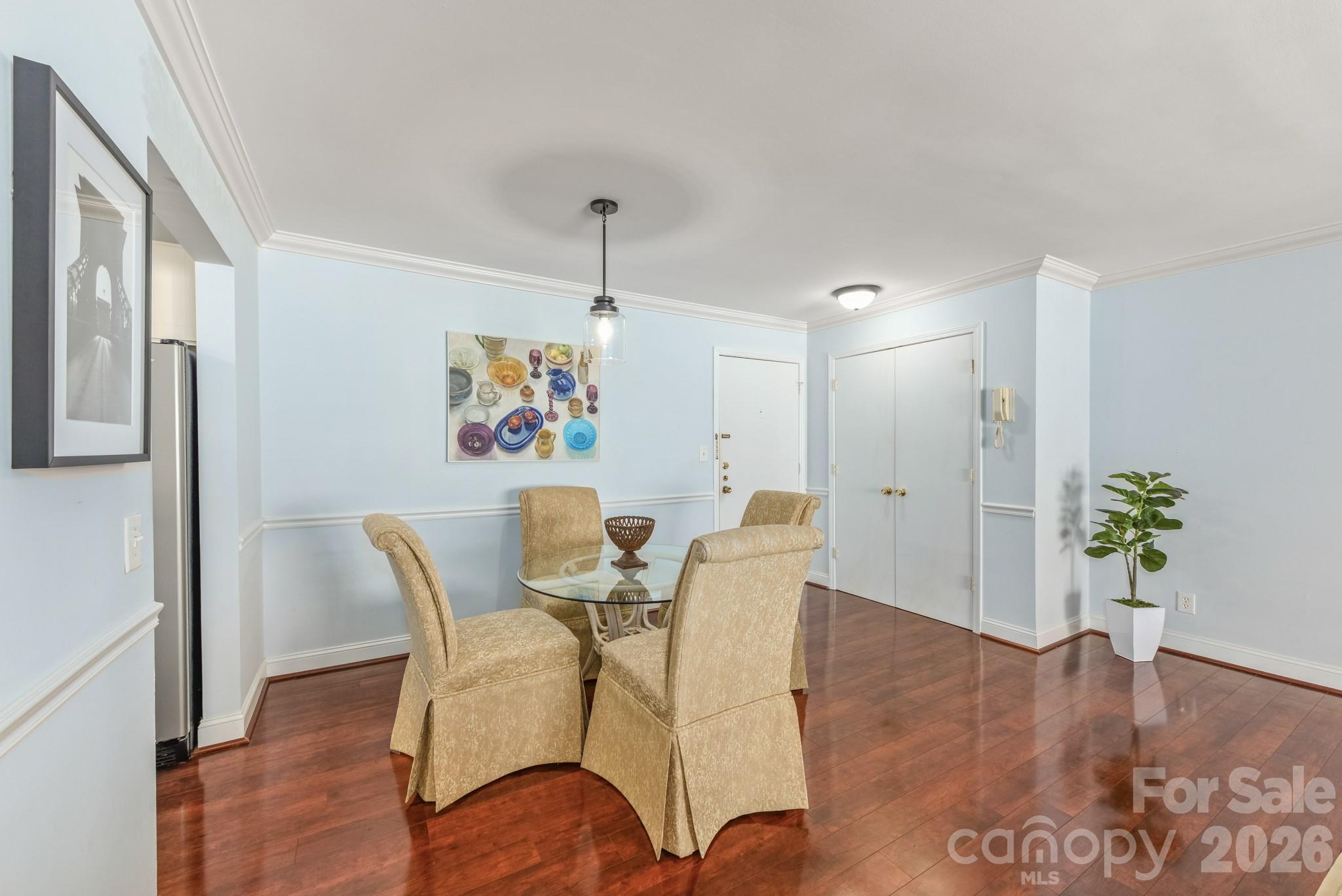 1323 Queens Road, Unit 421 Charlotte, NC 28207 - Photo 6 of 26 Gallery Image 6