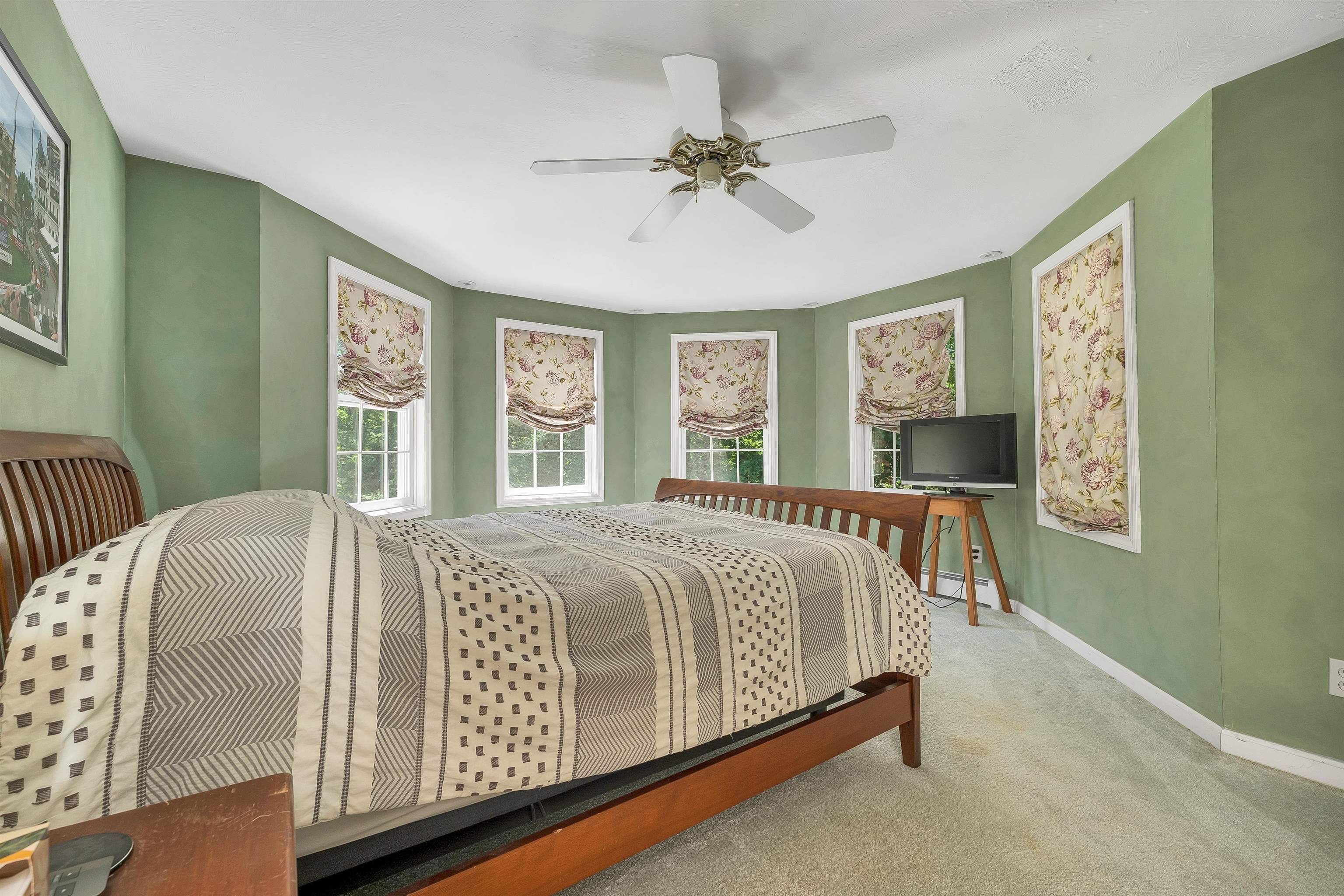 76 Marblehead Road Windham, NH 03087 - Photo 21 of 48