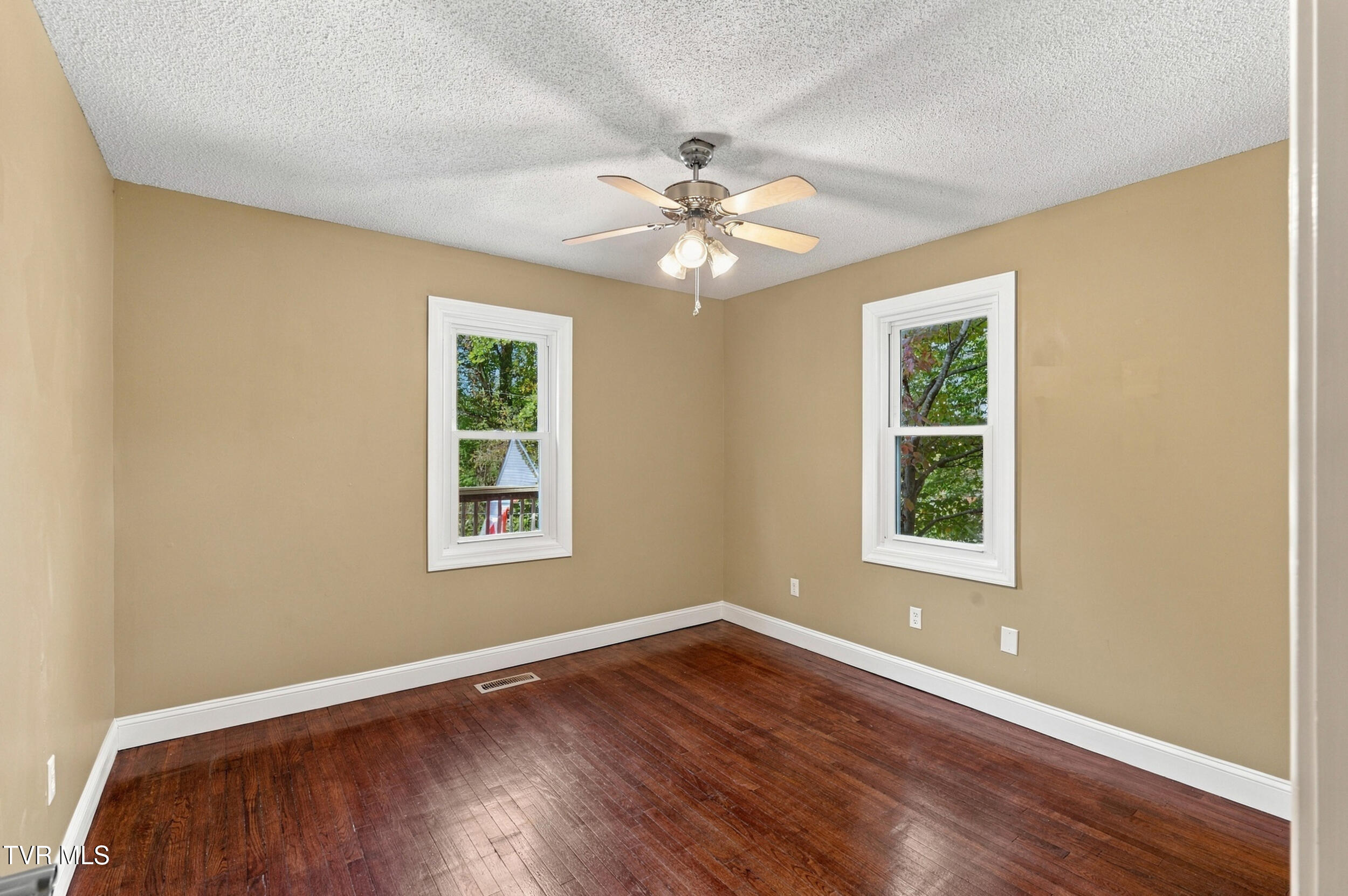 1409 Rock Rose Road Bristol, TN 37620 - Photo 15 of 26 dsc_3006