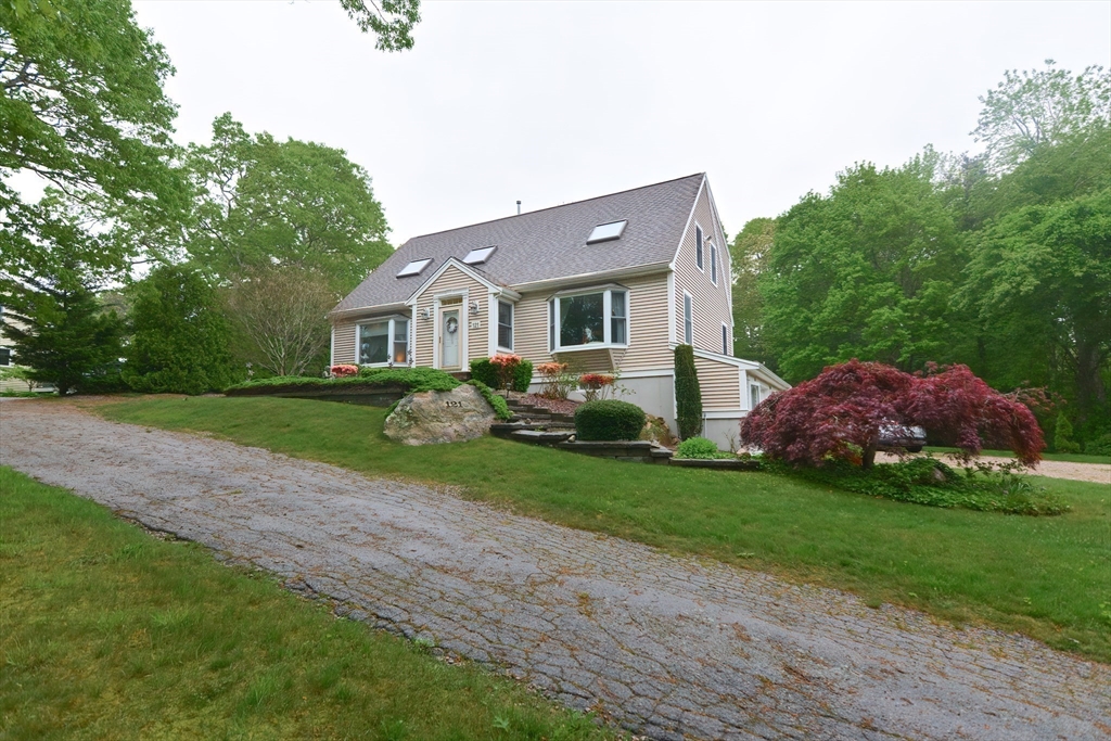 121 Old Dam Road Bourne, MA 02532 - Photo 3 of 37 Gallery Image 3