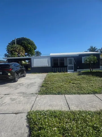 $350,000 | 2432 Northeast 13th Avenue, Pompano Beach, FL 33064