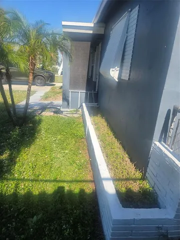 $350,000 | 2432 Northeast 13th Avenue, Pompano Beach, FL 33064