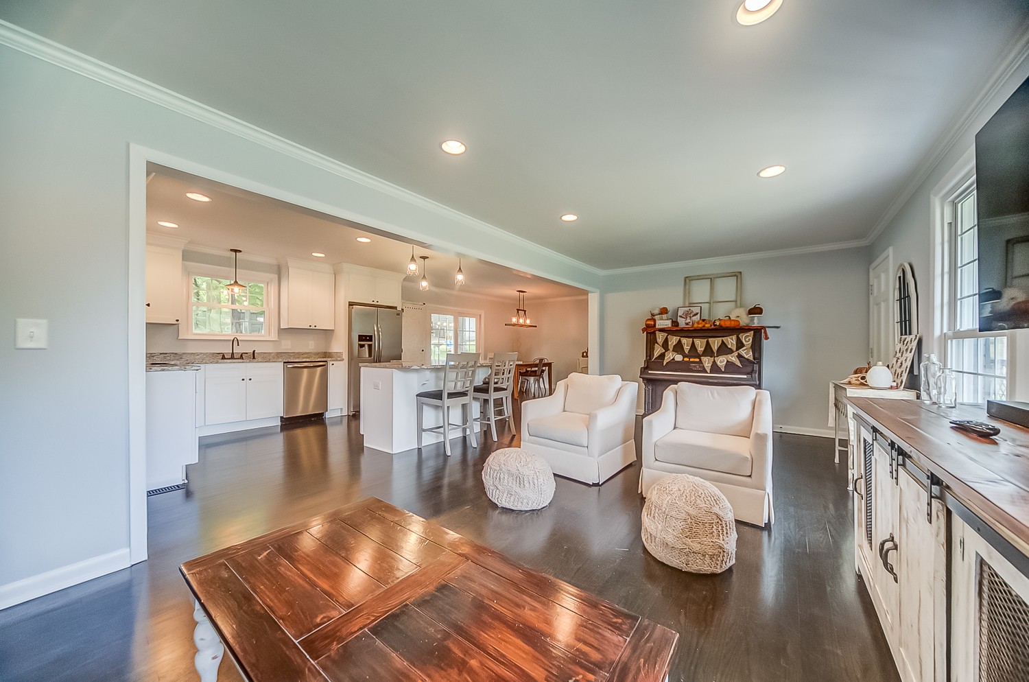 128 Cherokee Road Hendersonville, TN 37075 - Photo 7 of 34 Gallery Image 7