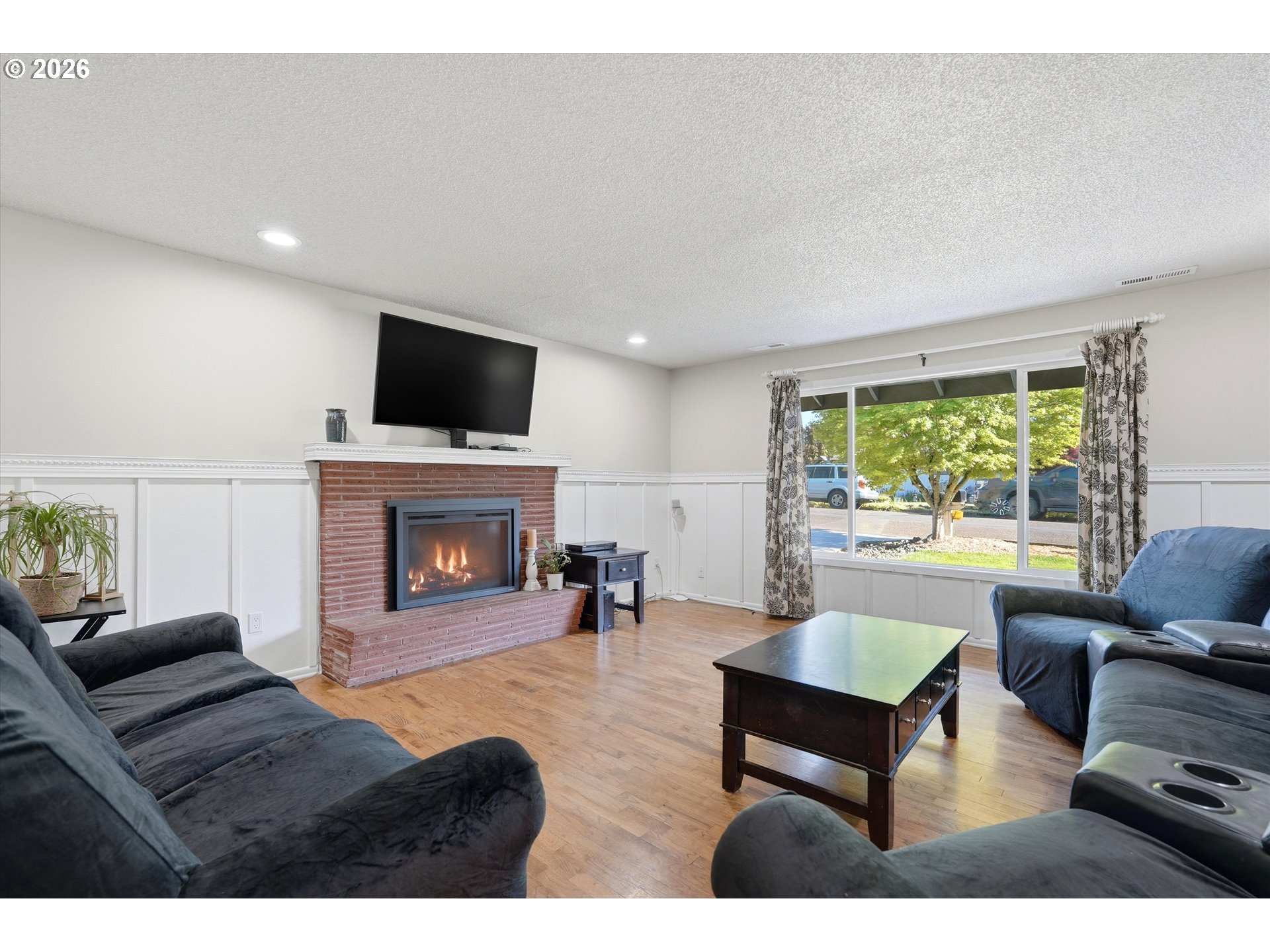609 Sunset Court Newberg, OR 97132 - Photo 7 of 35