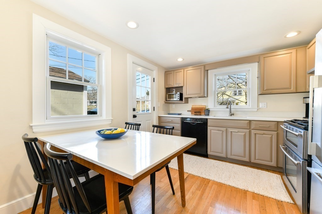 9 Martinwood Road Boston, MA 02130 - Photo 8 of 42 Gallery Image 8